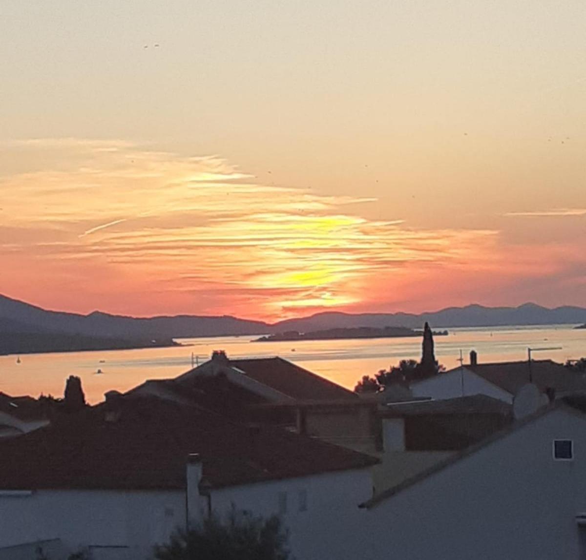 Anna Lägenhet Biograd Na Moru Exteriör bild